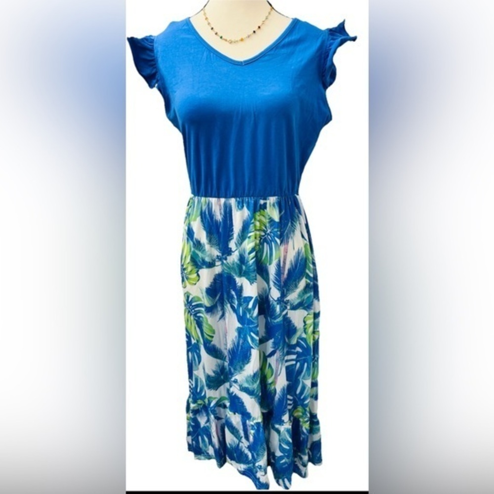 Patpat Women's summer Beach Tropical Holiday Ruffle Sleeve Drop Tail  V-Neck M